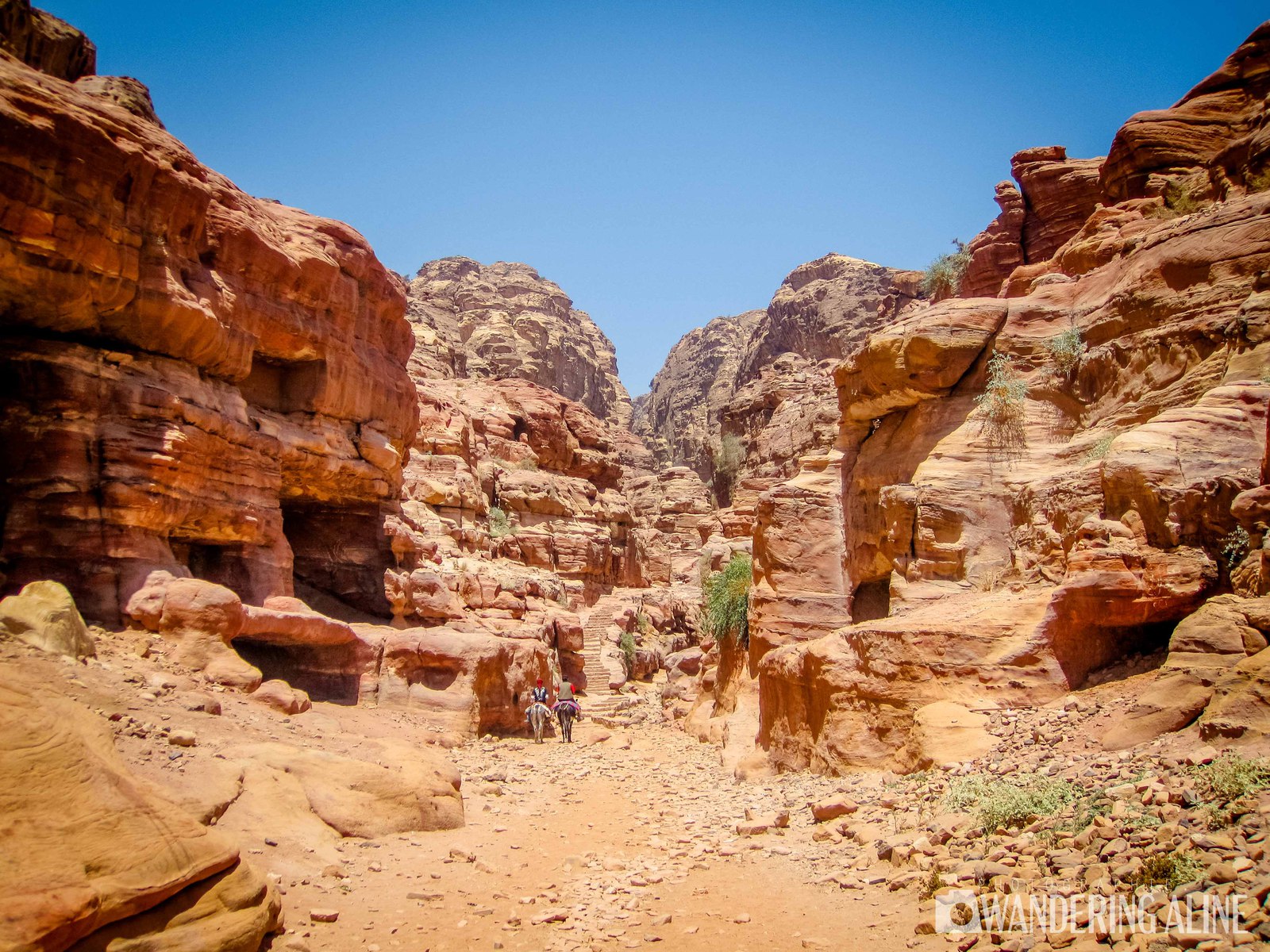Bucket List : Visiter les 7 Merveilles du Monde - Paysage désertique