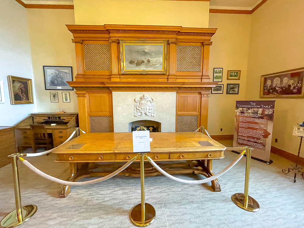 Assemblée législative de la Saskatchewan – Table de la Confédération