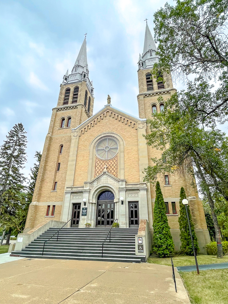 Centre-ville – Cathédrale du Saint-Rosaire de Regina