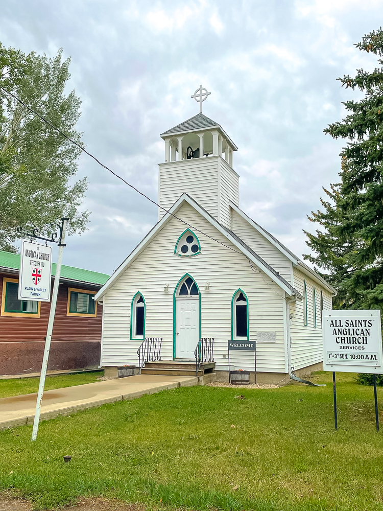 Village de Lumsden – All Saints Anglican Church