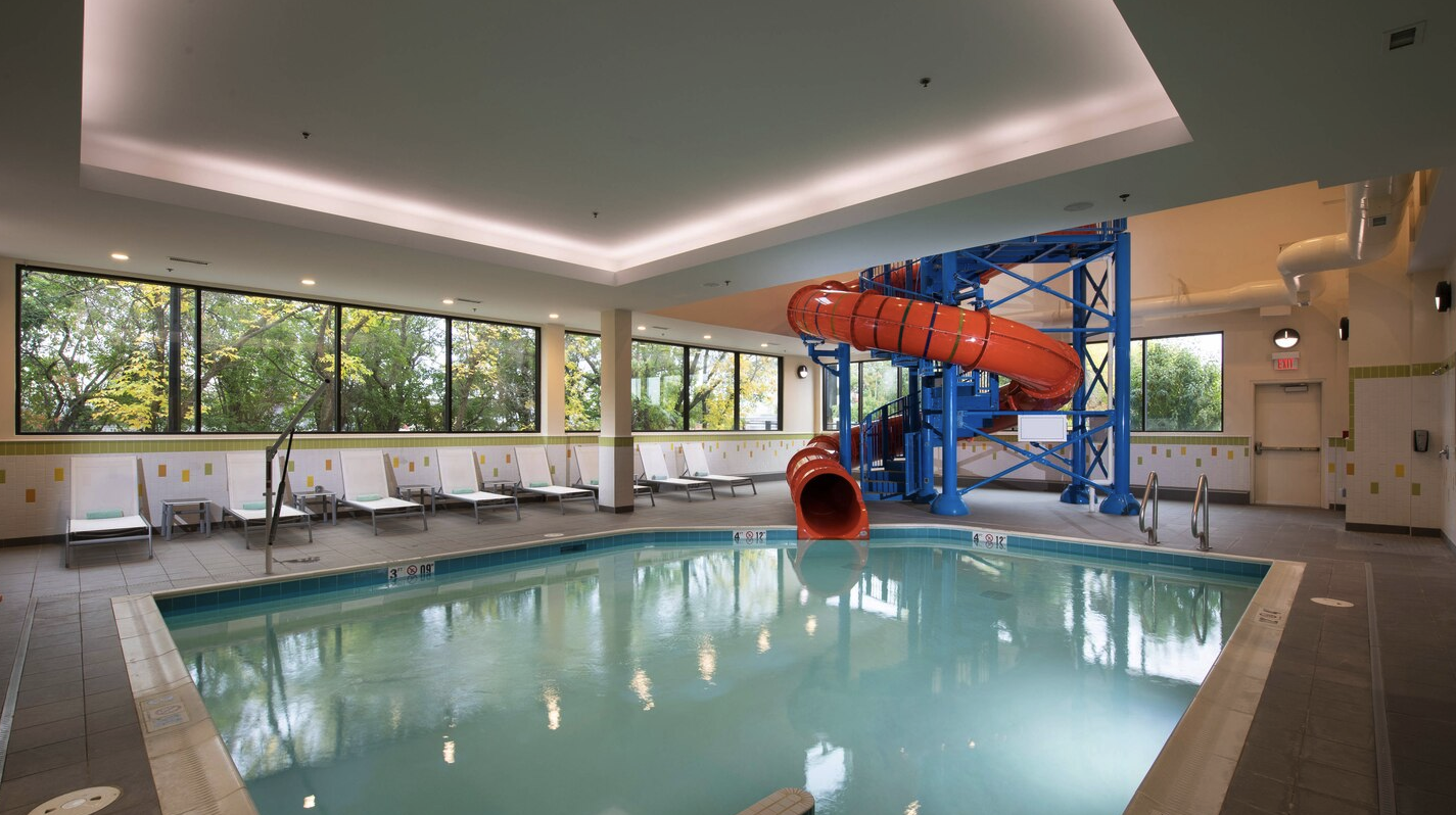 Canada&nbsp;: Les hôtels Marriott Bonvoy avec piscine et glissades d’eau - Fairfied Inn Suites Edmonton North