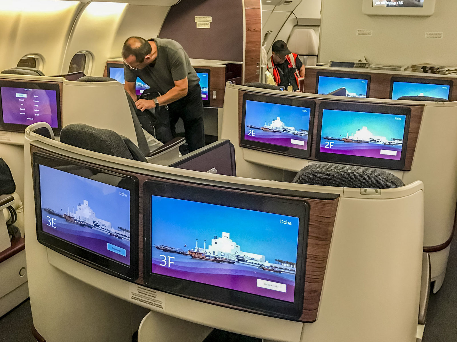 Avios : How to travel on Qatar Airways Qsuite Using Points? - Qatar Old Business Class
