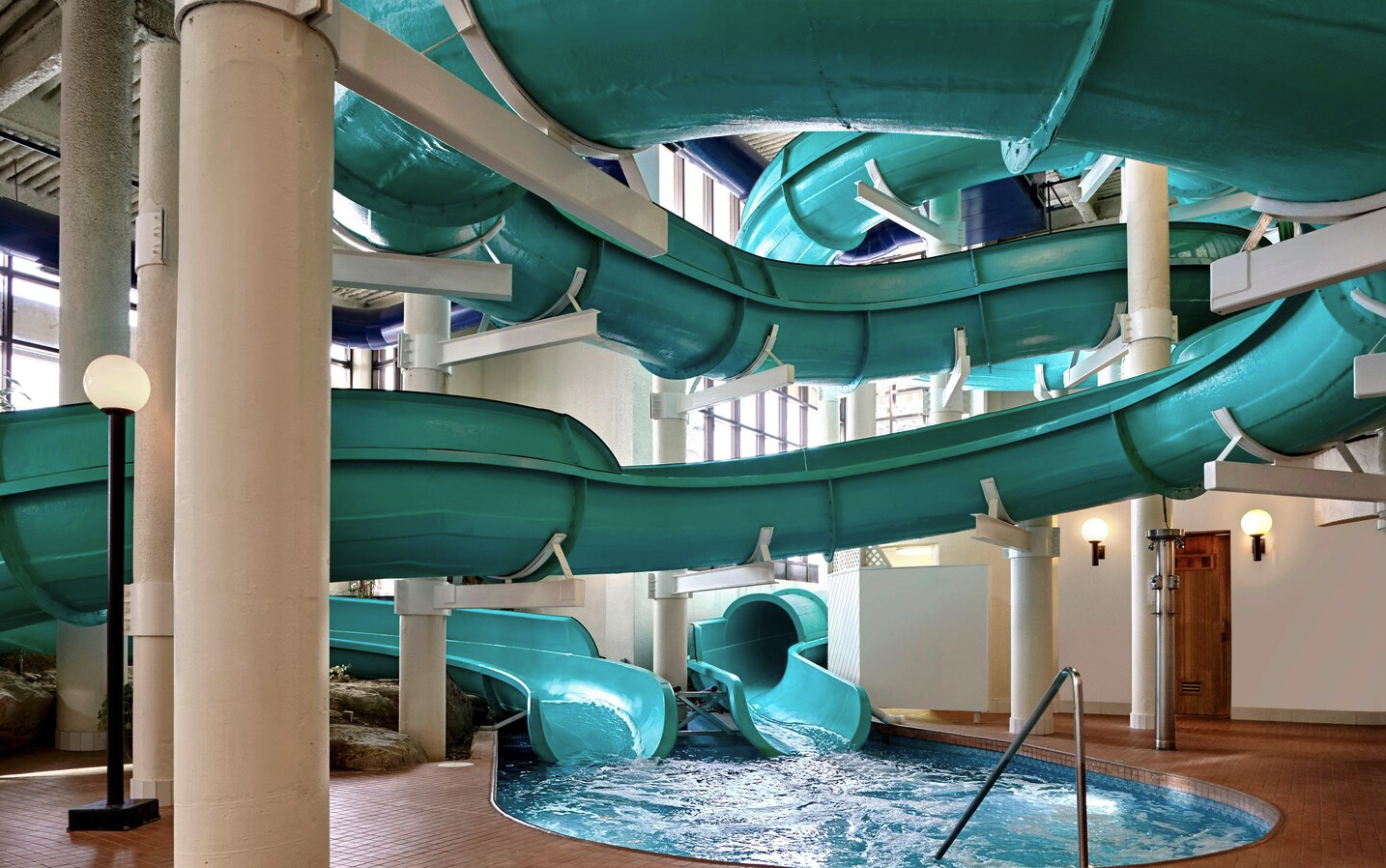 Canada&nbsp;: Les hôtels Marriott Bonvoy avec piscine et glissades d’eau - Sheraton Cavalier Calgary