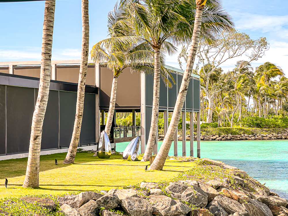 The Ritz-Carlton Maldives , Fari Islands Resort 10