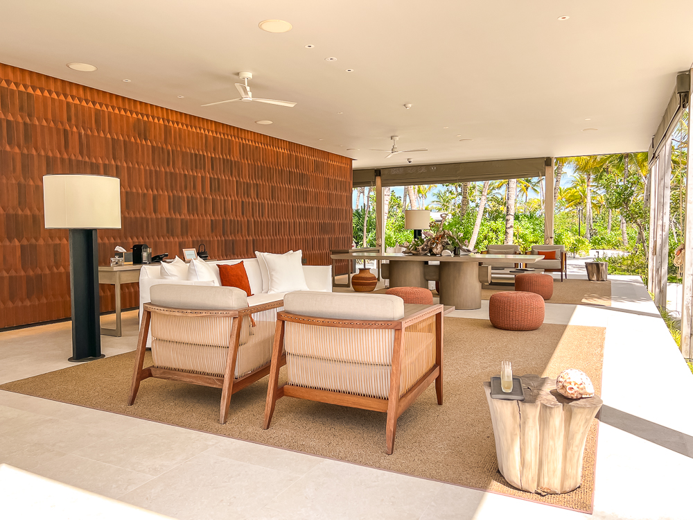 The Ritz-Carlton Maldives , Fari Islands Resort 5