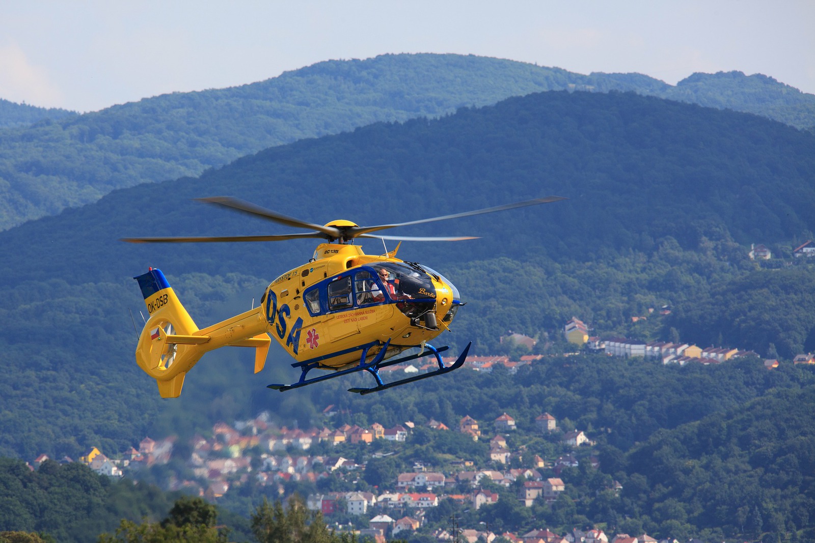 Insurance: How does credit cards emergency medical insurance work? - Medical transport