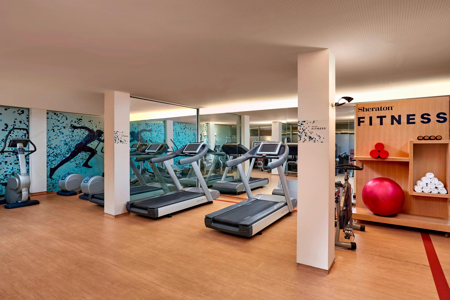 Review&nbsp;: Sheraton Lisbon Hotel & Spa | Marriott Bonvoy - gym Credit Sheraton Lisboa Hotel Spa