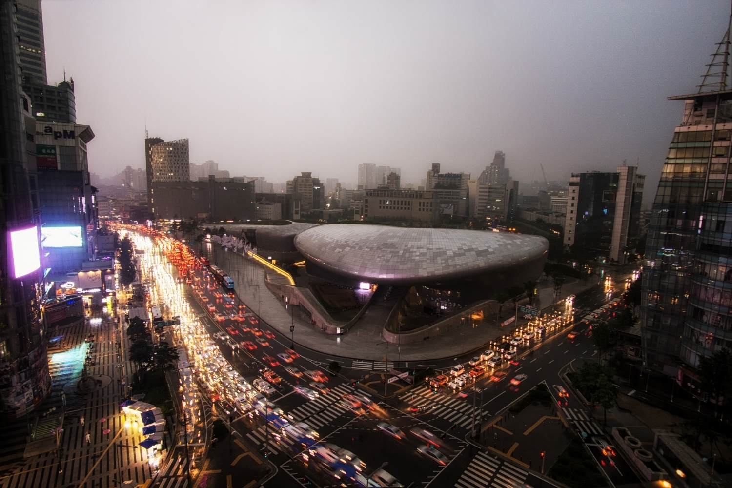 Corée du Sud&nbsp;: Guide de voyage | Itinéraires et Incontournables - Dongdaemun Design Plaza