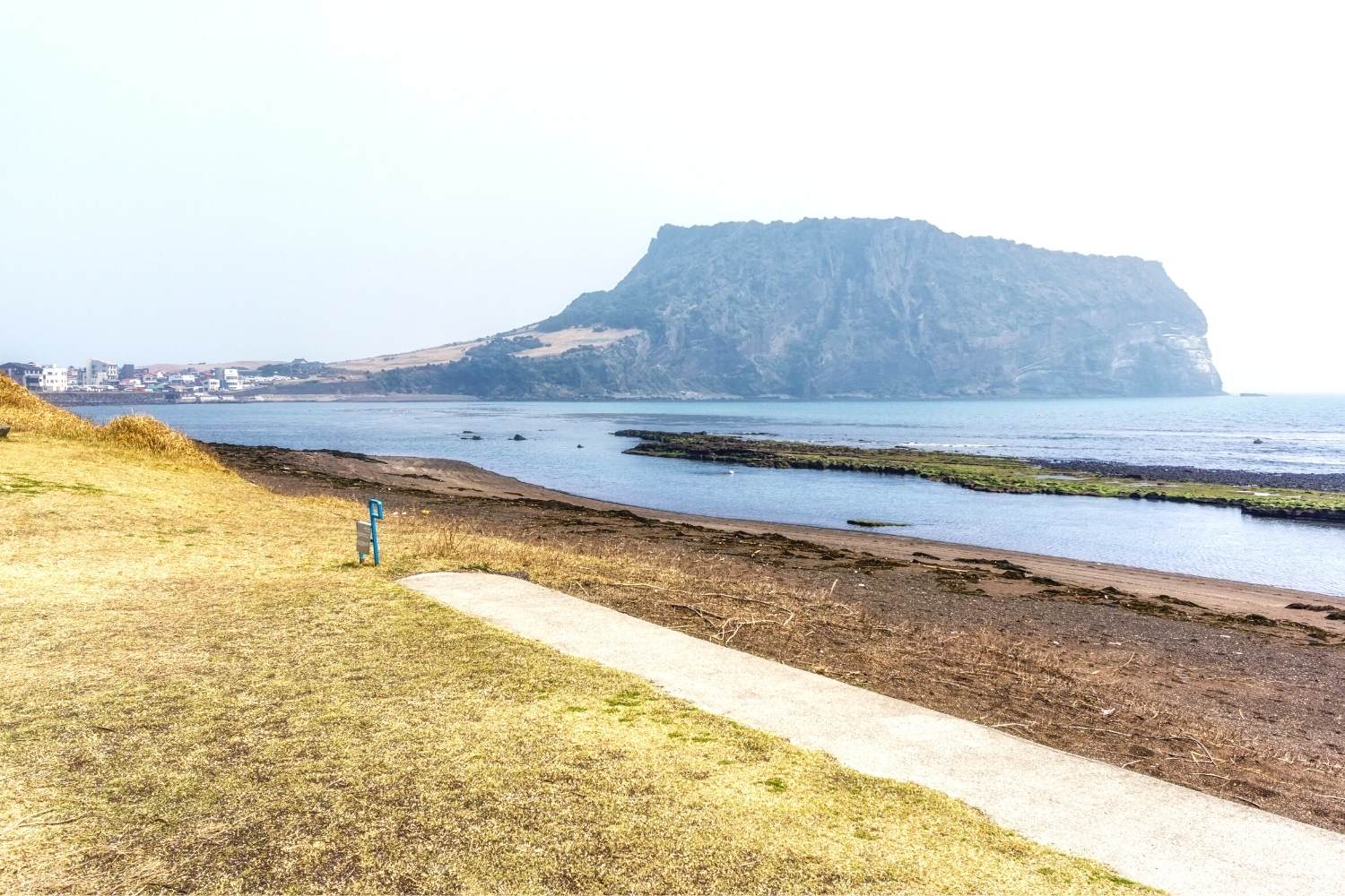 Corée du Sud&nbsp;: Guide de voyage | Itinéraires et Incontournables - Pic Seongsan Ilchulbong