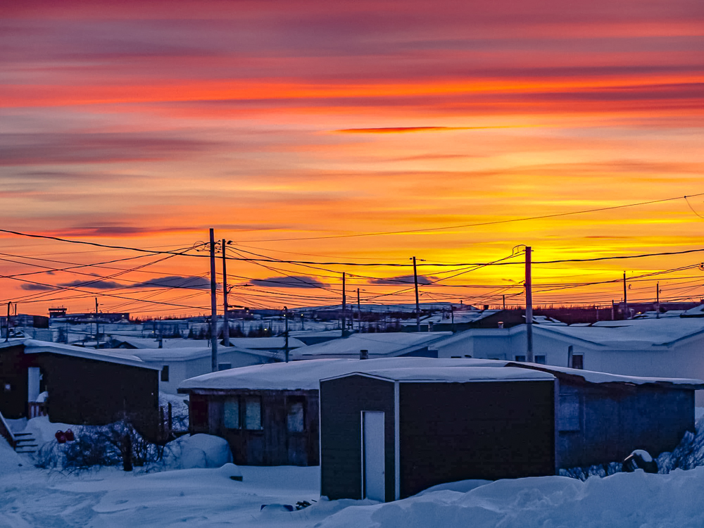 Un coucher de soleil hivernal autour de 15h30pm - Crédit Photo Maxence Chavanne