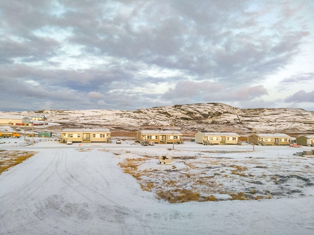Inukjuak après la tombée de la première neige à la fin septembre - Crédit photo Gabriel Lacoste-Piotte