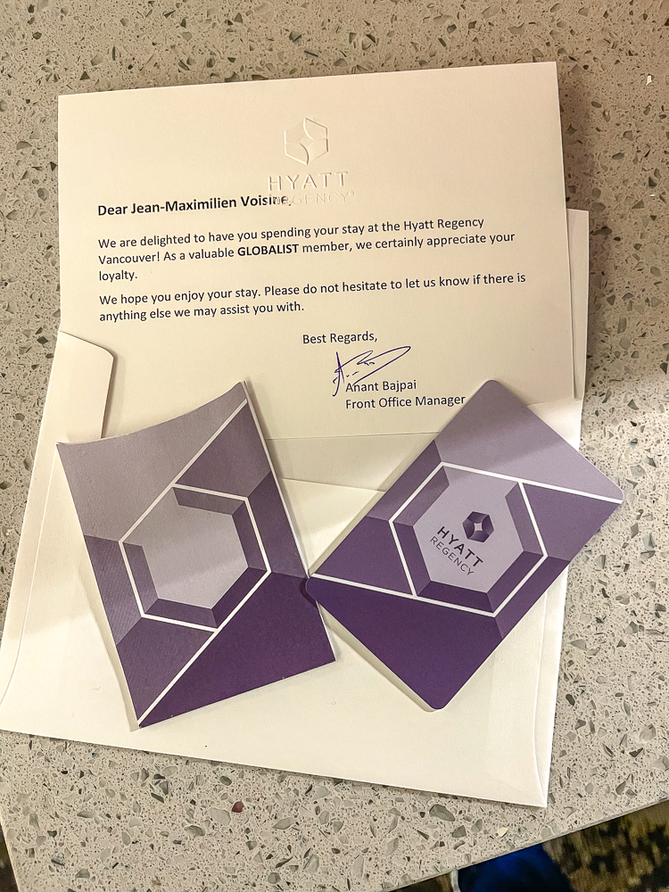 Cadeaux de bienvenue Hyatt avec lettre personnalisée au hyatt regency vancouver