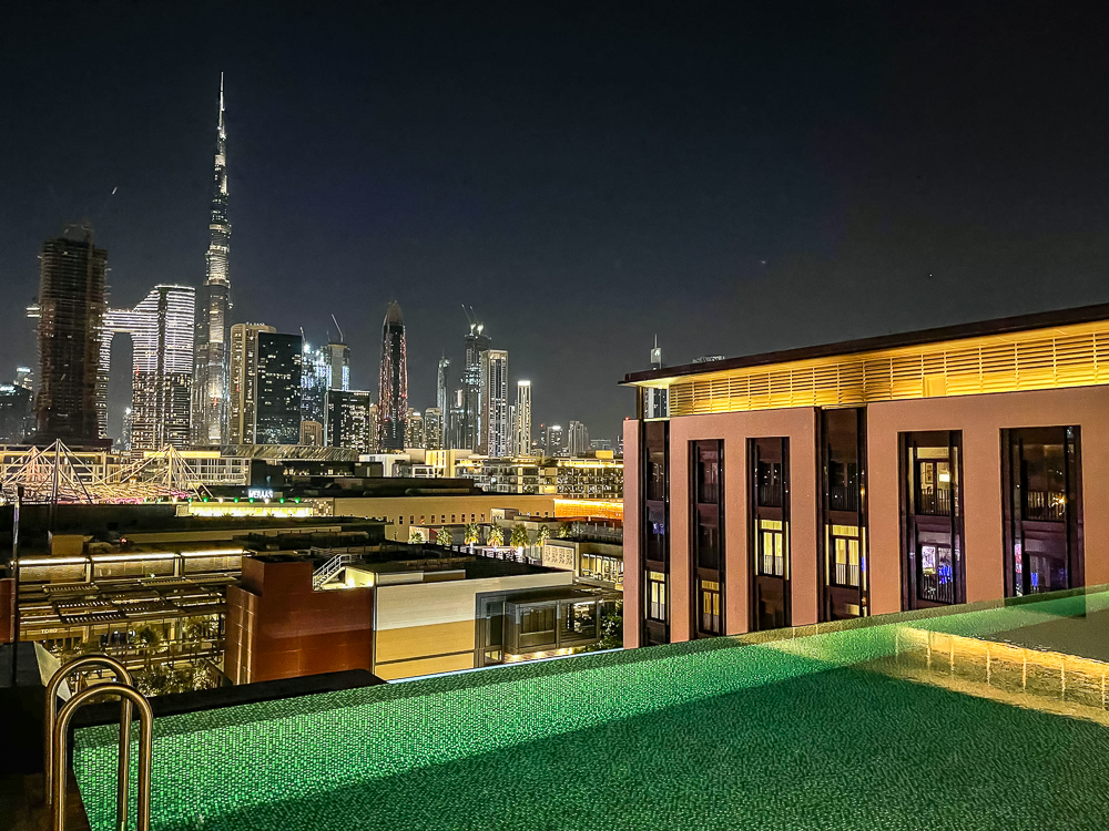 La Ville Hotel Suites City walk Dubai Autograph Collection Piscine