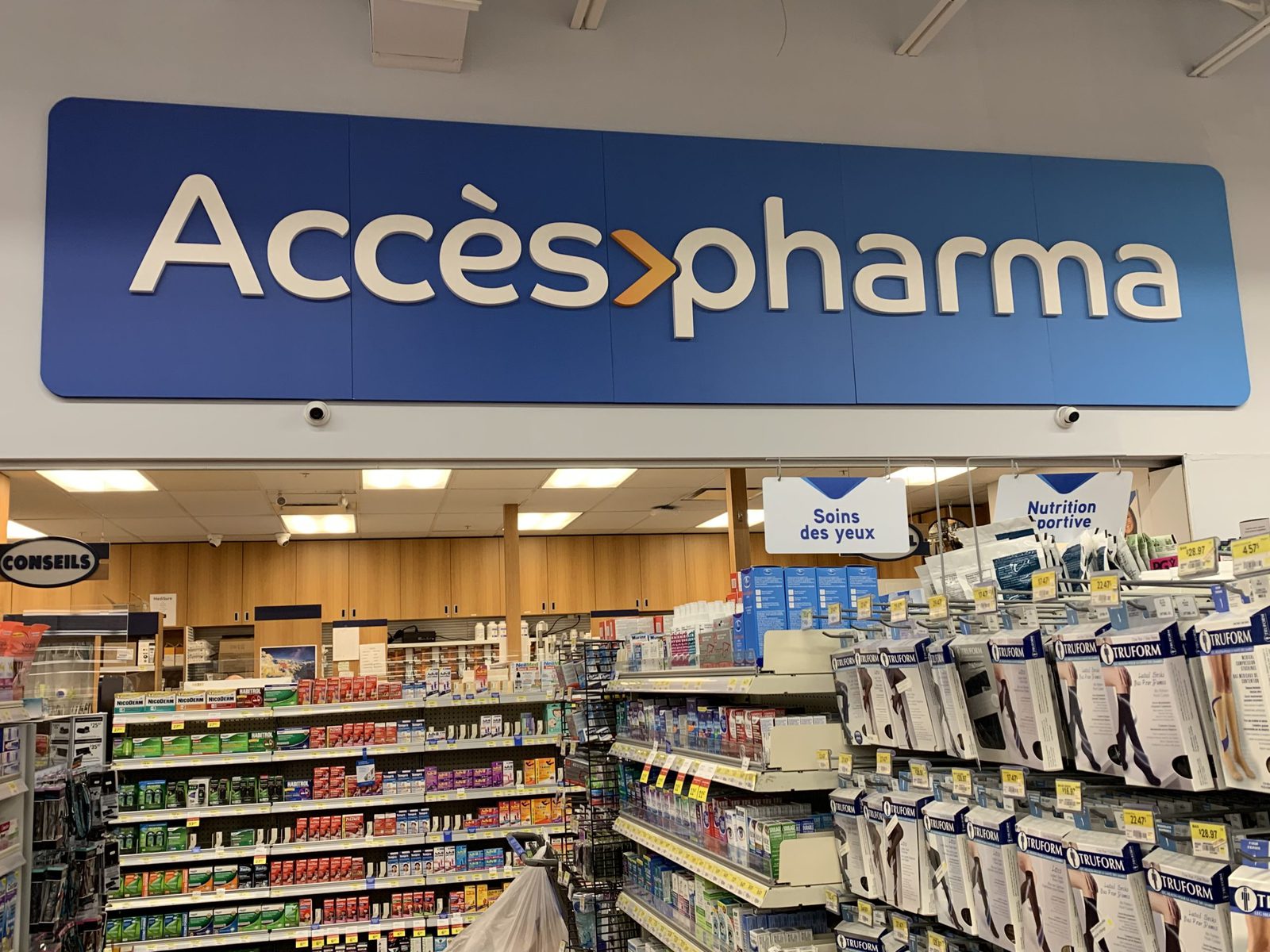 How to Save on Shopping at Walmart? - Walmart pharmacy 
