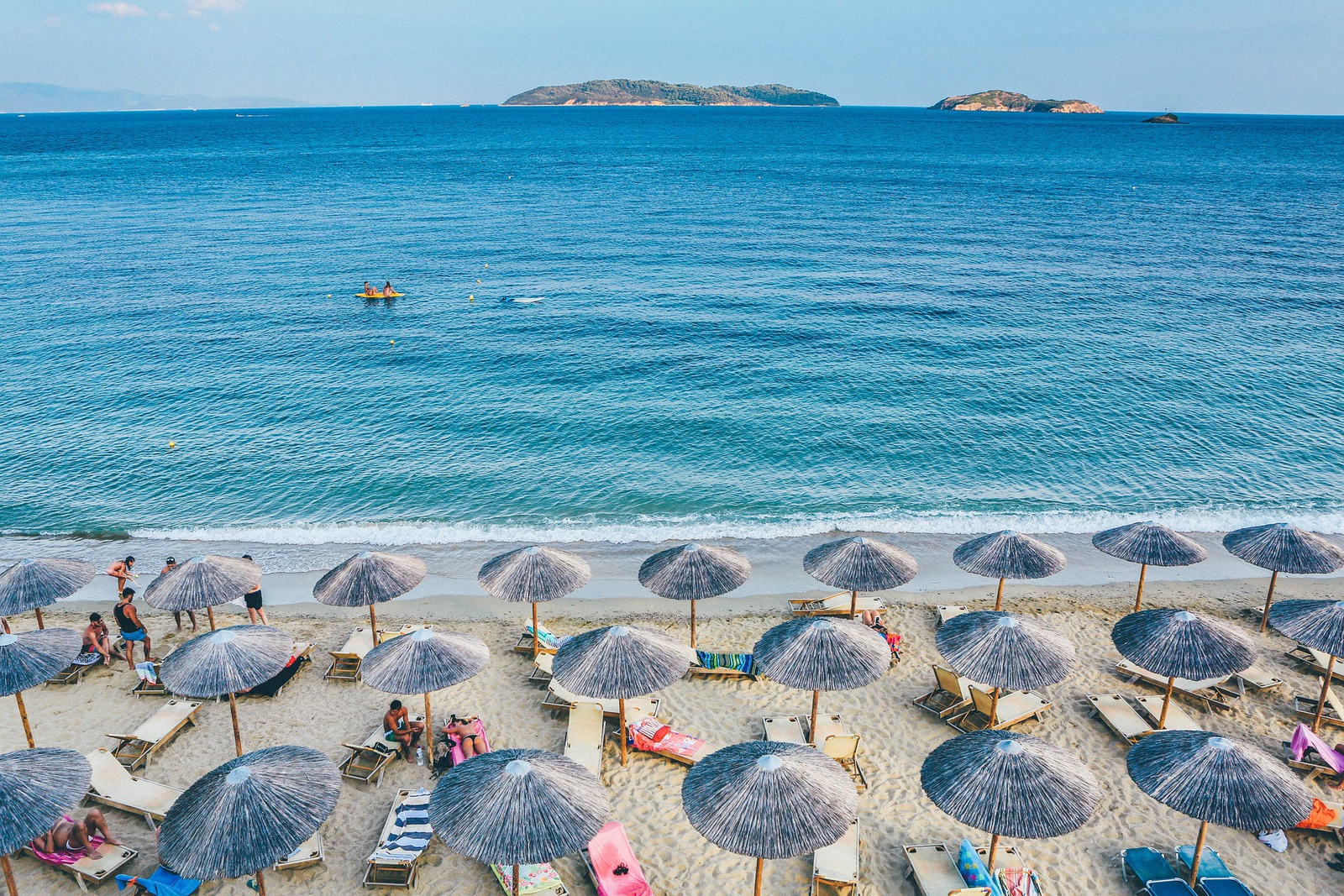 All-Inclusive Travel: The Best Credit Cards for Southern Vacations Using Points - beach-1851100_1920