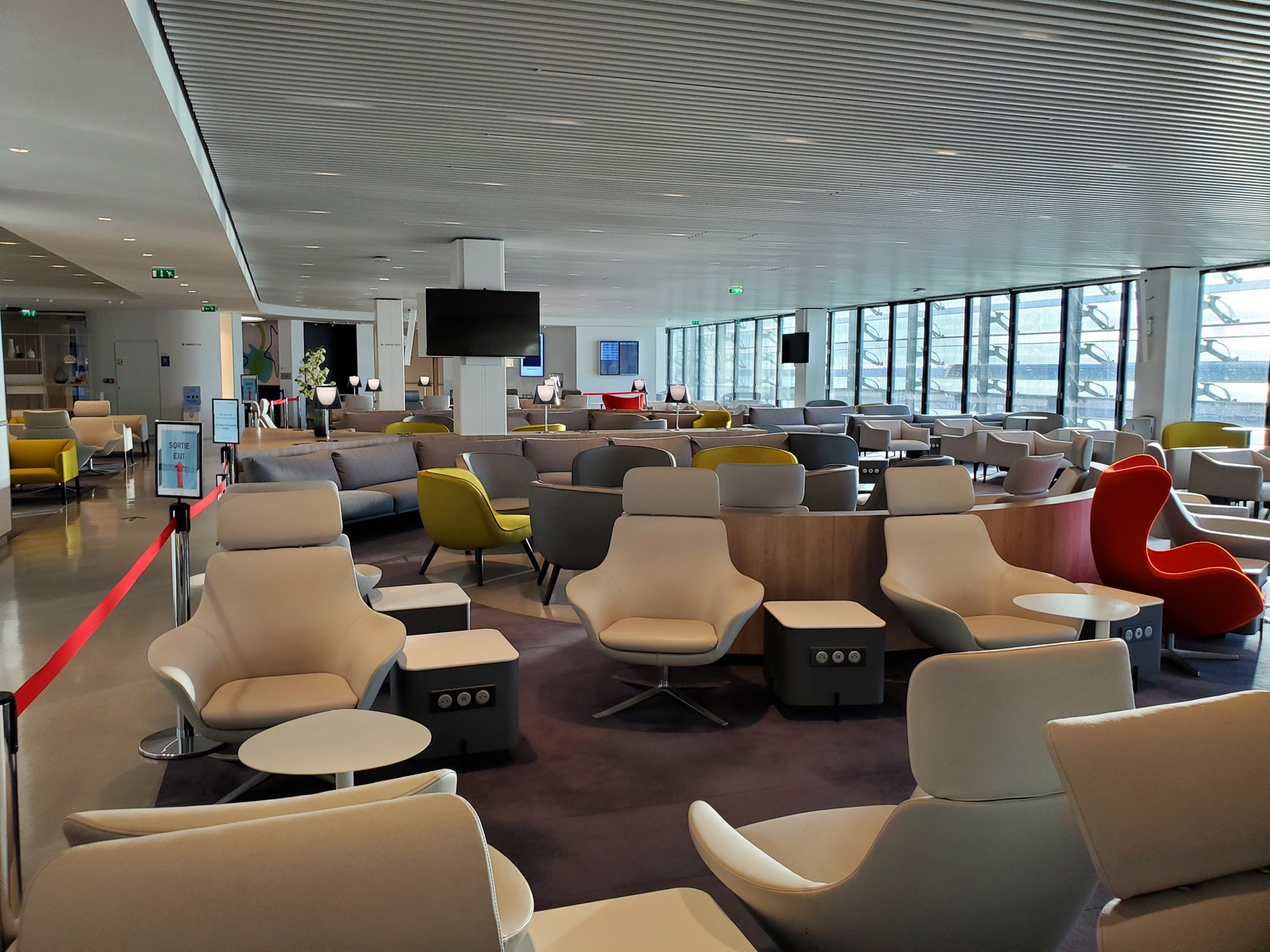 Avis&nbsp;: Salon Air France - Paris Charles De Gaulle Terminal 2E Hall L - 20211103_154825
