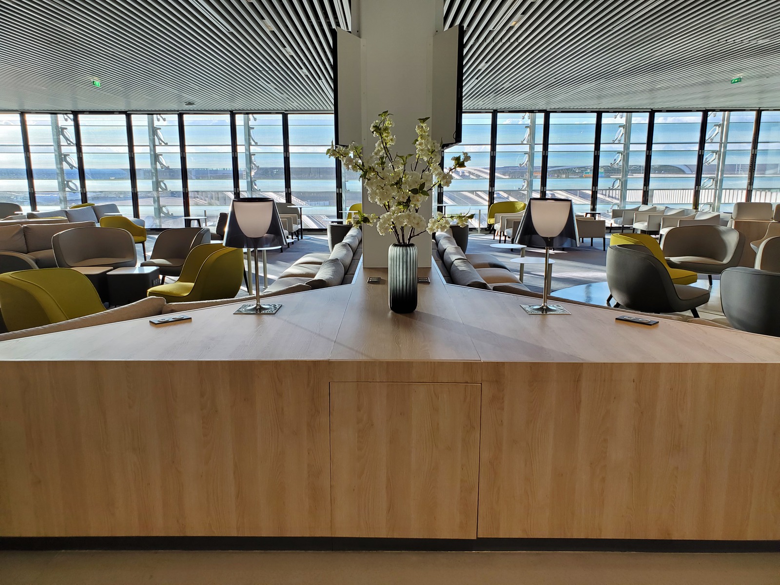 Avis&nbsp;: Salon Air France - Paris Charles De Gaulle Terminal 2E Hall L - Salon Air France CDG Terminal 2E Hall L