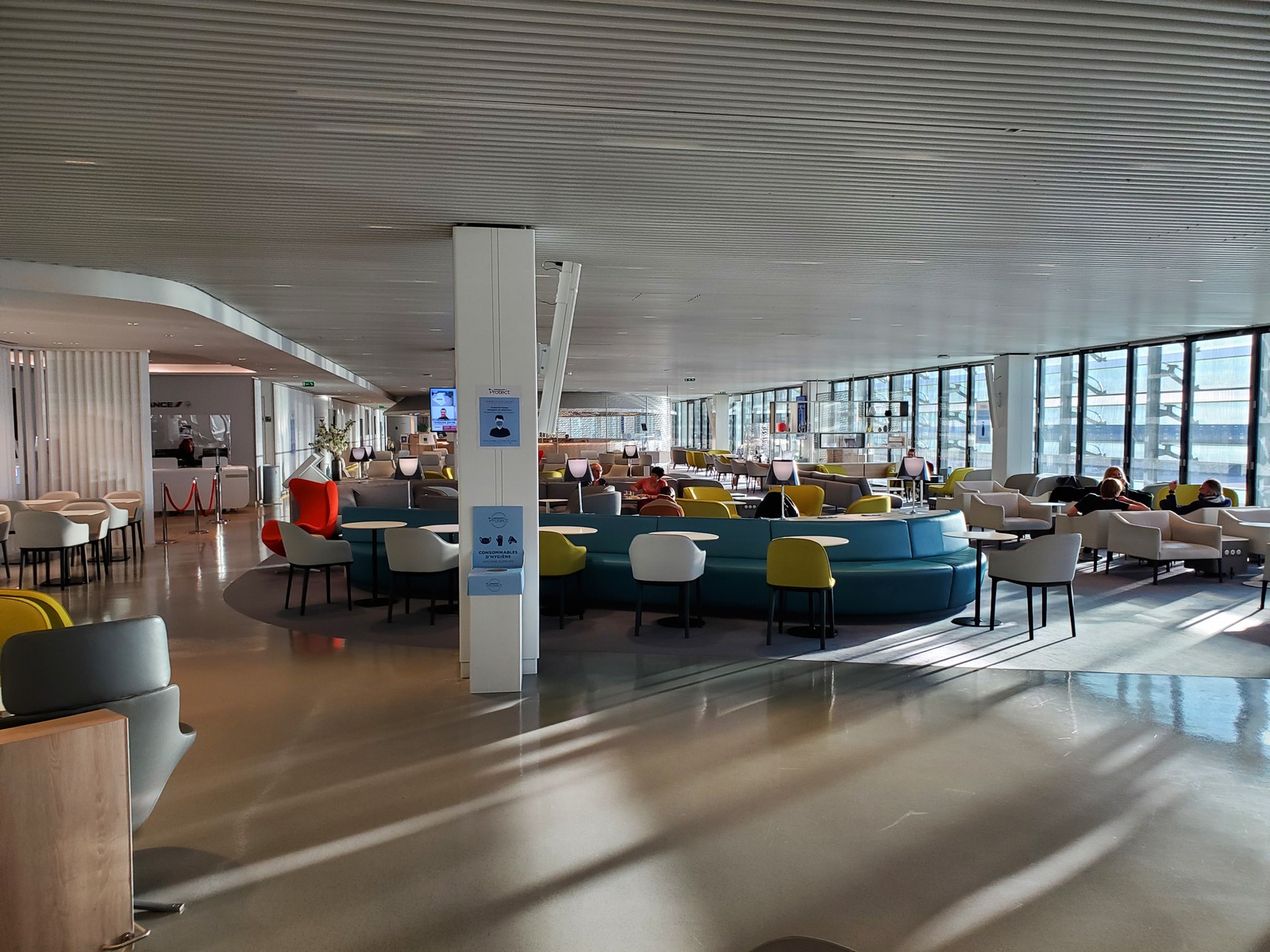Avis&nbsp;: Salon Air France - Paris Charles De Gaulle Terminal 2E Hall L - 20211103_160238