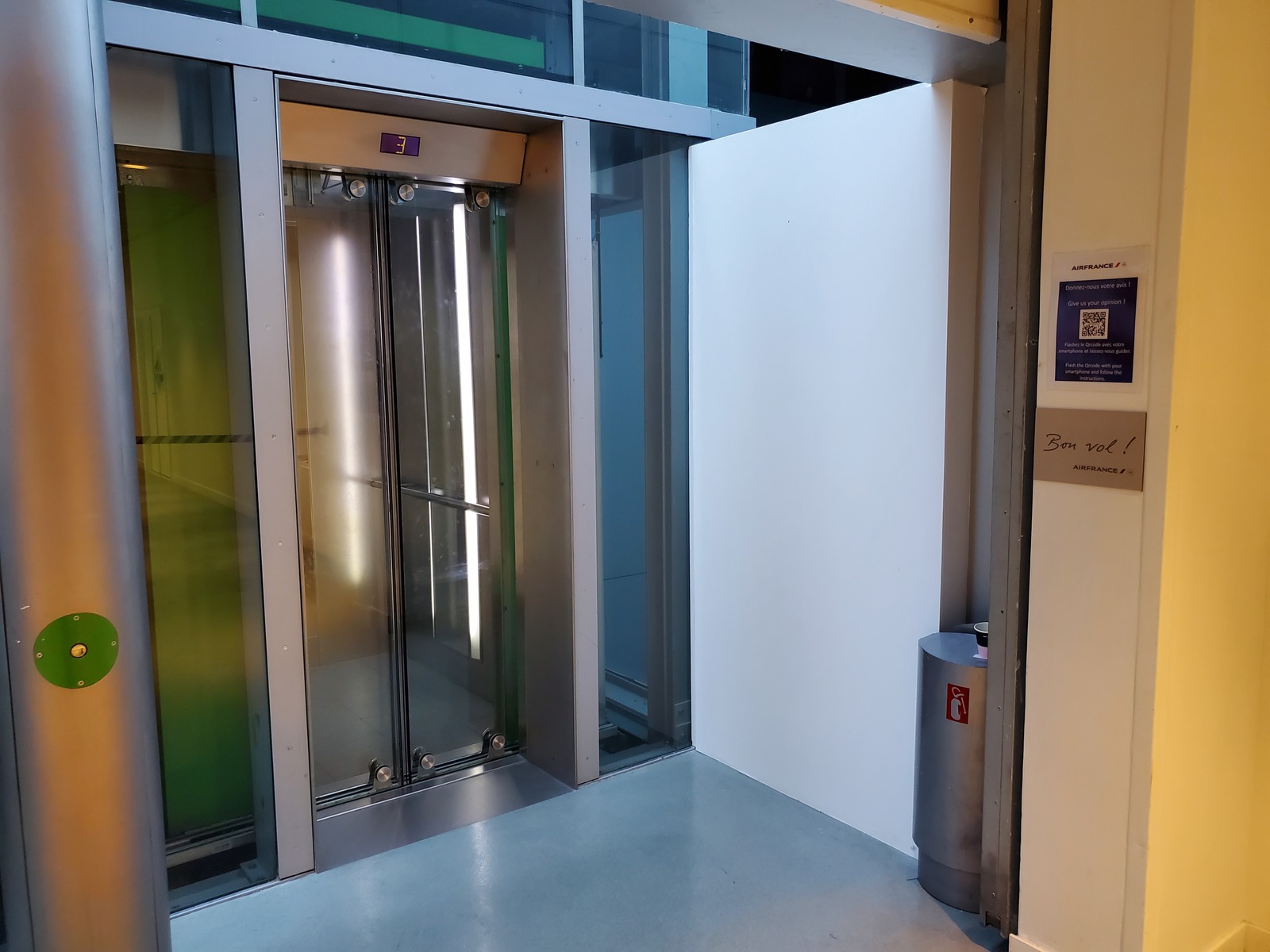 Avis&nbsp;: Salon Air France - Paris Charles De Gaulle Terminal 2E Hall L - 20211103_165931