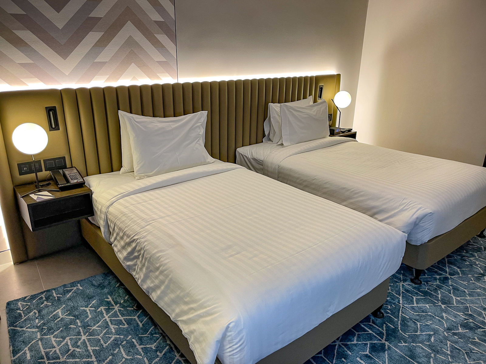 Review&nbsp;: Courtyard World Trade Centre, Dubai | Marriott Bonvoy - Marriott-03