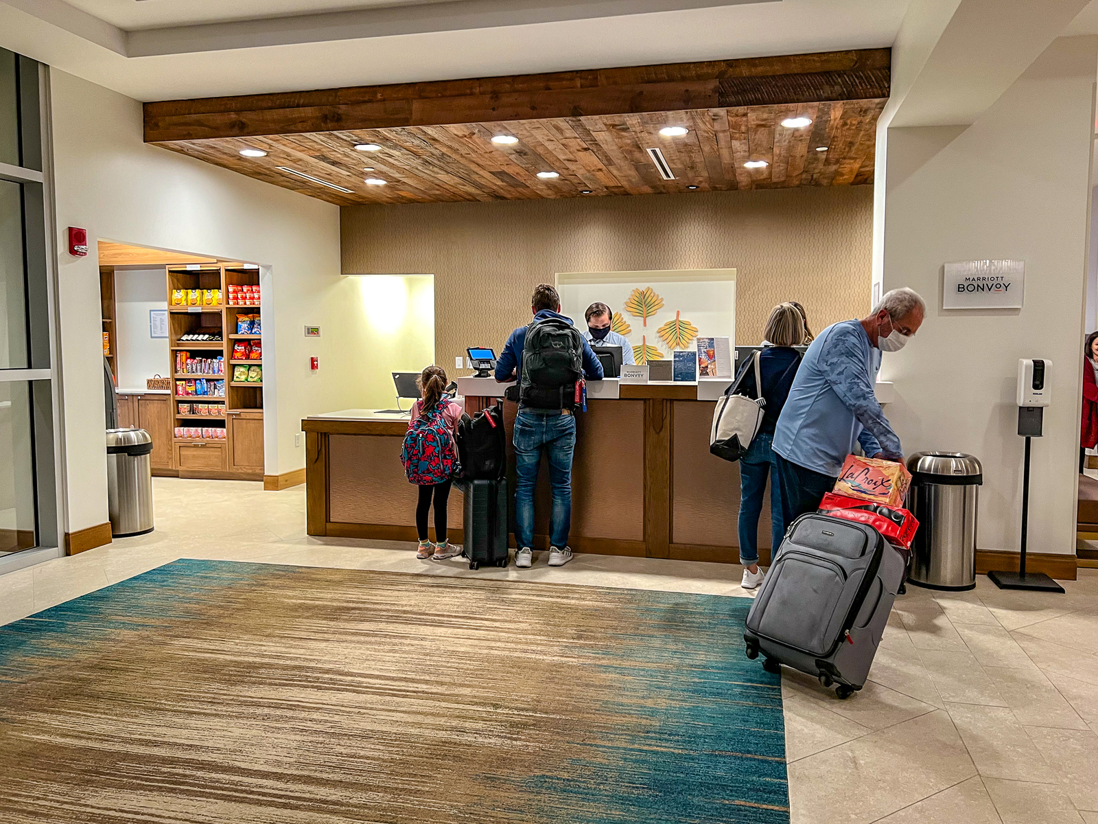 Review: Fairfield Inn & Suites Orlando at Flamingo Crossings Town Center | Marriott Bonvoy - Fairfield Inn & Suites Orlando at FLAMINGO CROSSINGS® Town Center-02