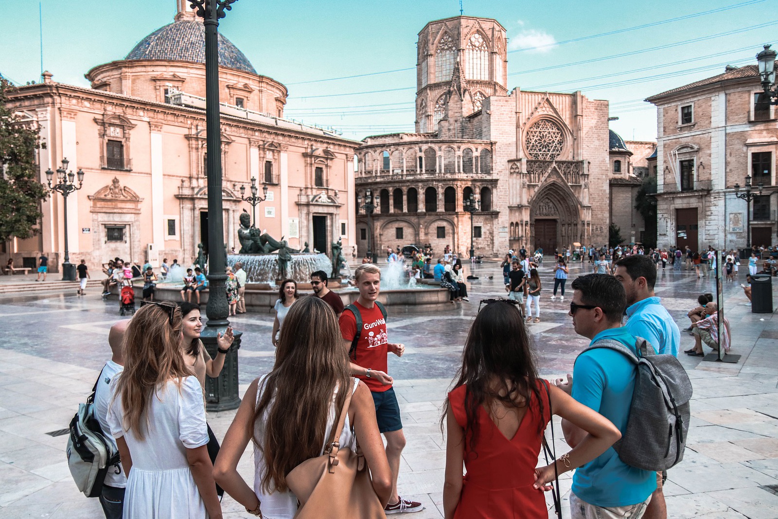 Saving on Travel: 12 Foolproof Tips to Reduce Your Expenses in 2026 - free tour
