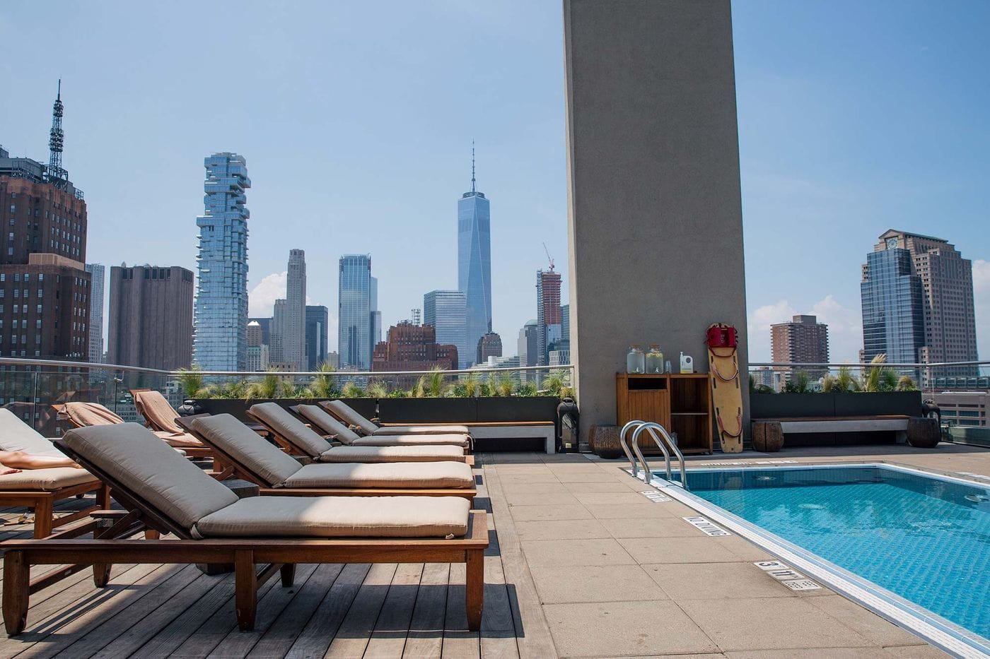 Comment profiter de luxueux hôtels pour moins cher avec une passe de jour - james soho nyc