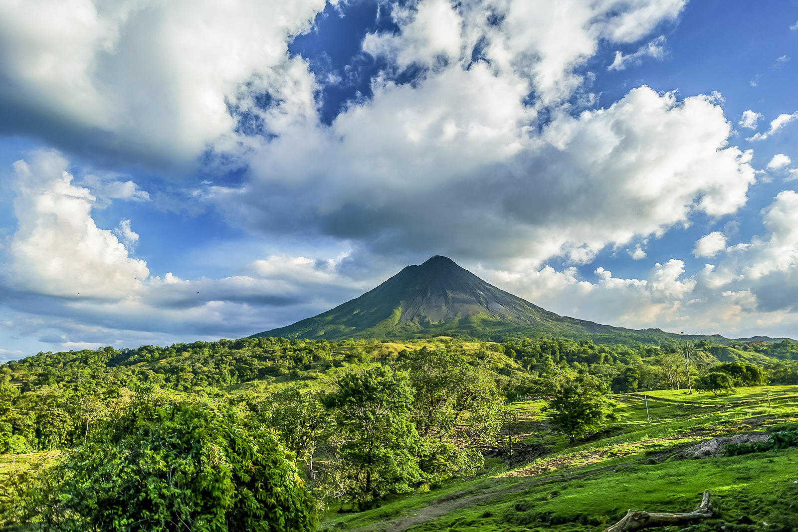 Costa Rica&nbsp;: guide de voyage | Itinéraires et Incontournables - volcano