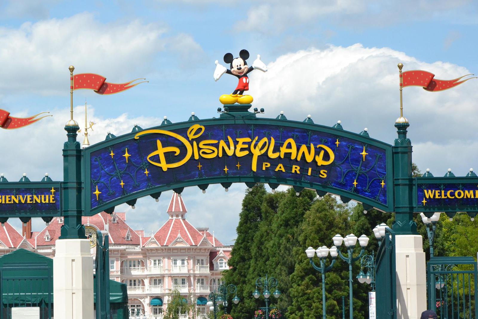 Disneyland Paris vs. Walt Disney World Orlando&nbsp;: quelle est la différence de prix pour une expérience Disney&nbsp;? - disneyland paris