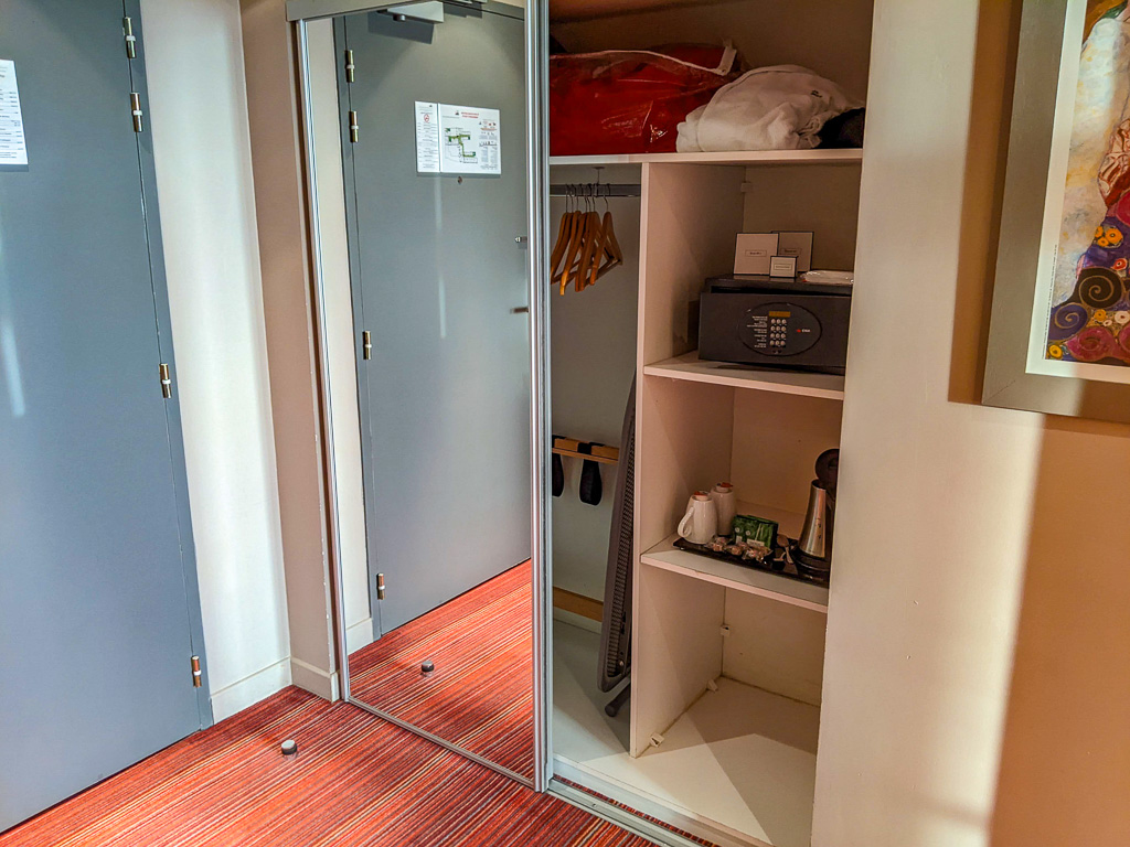 Review: Hotel de Bourgtheroulde, Autograph Collection, Rouen, France | Marriott Bonvoy - Hôtel de Bourgtheroulde, Autograph Collection, Rouen----