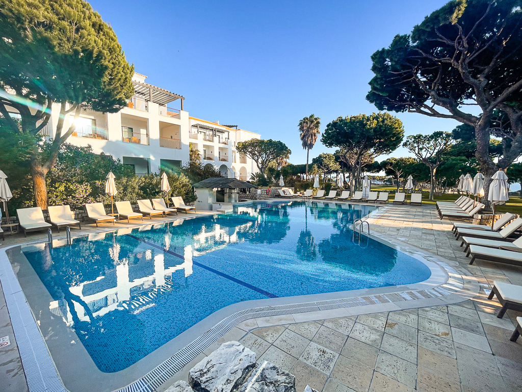 Pine Cliffs Hotel Luxury Collection Resort Algarve---