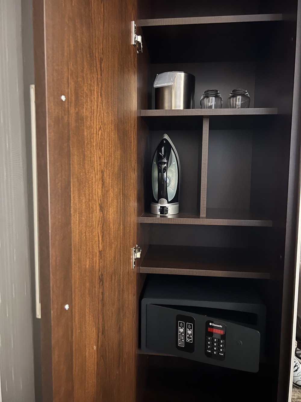 Review&nbsp;: Hotel Marriott Calgary Airport Terminal | Marriott Bonvoy - Chambre . --