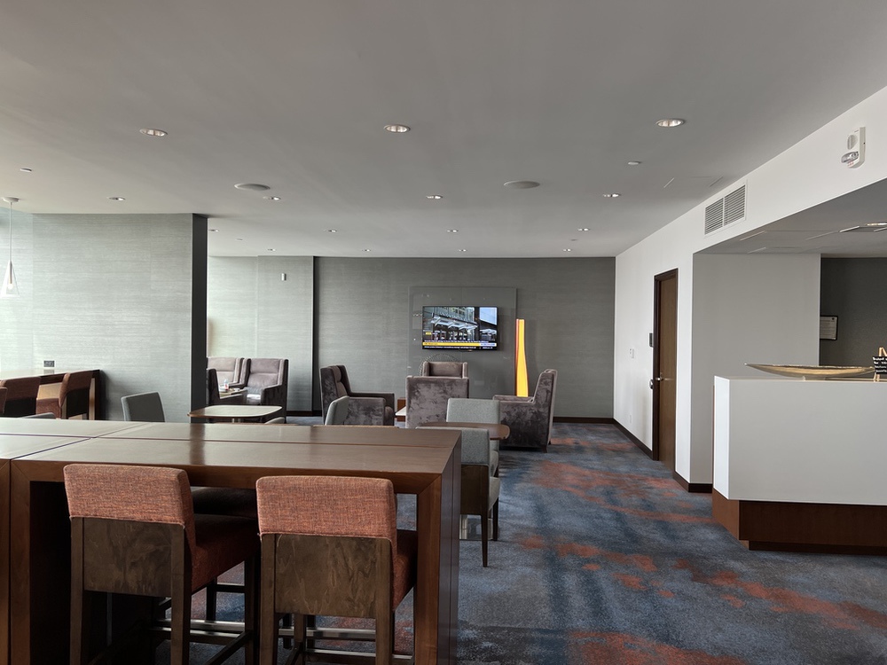 Review&nbsp;: Hotel Marriott Calgary Airport Terminal | Marriott Bonvoy - M Club Salon ---
