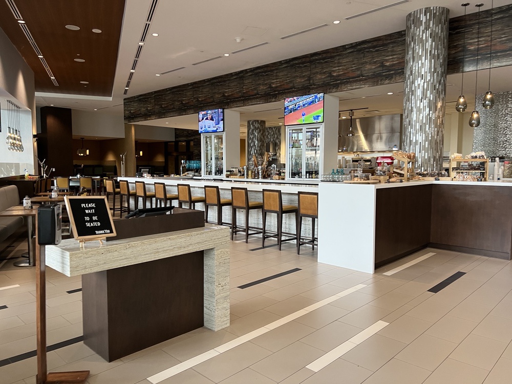 Review&nbsp;: Hotel Marriott Calgary Airport Terminal | Marriott Bonvoy - Restaurant -