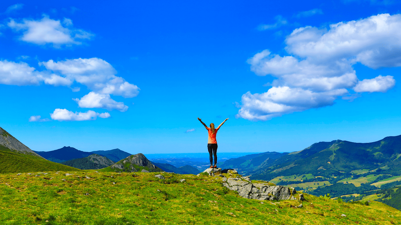 France&nbsp;: Travel guide Auvergne | Itineraries and Highlights - Randonnées sur les Monts du Cantal