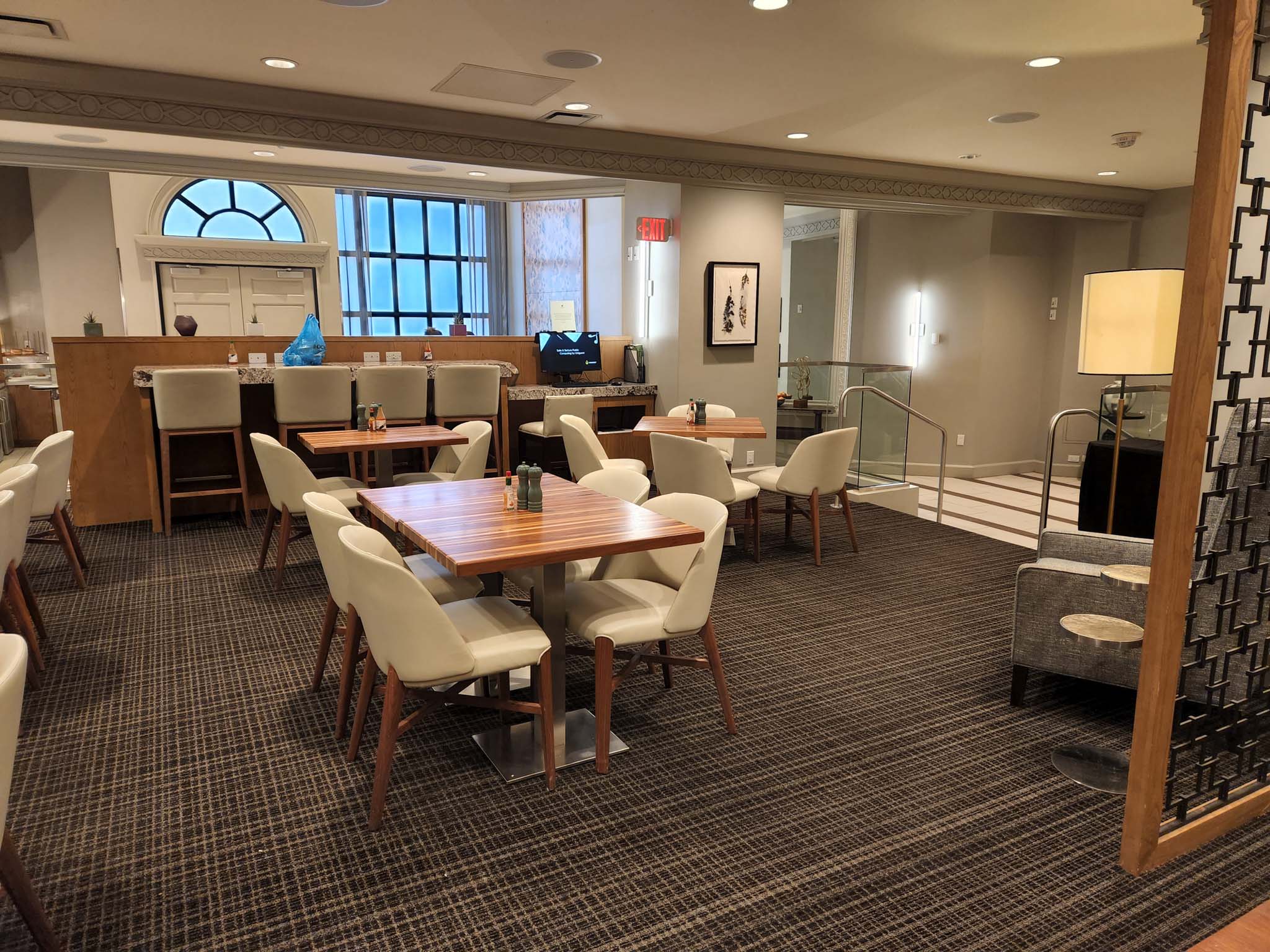JW Marriott New Orleans – Executive Lounge -5