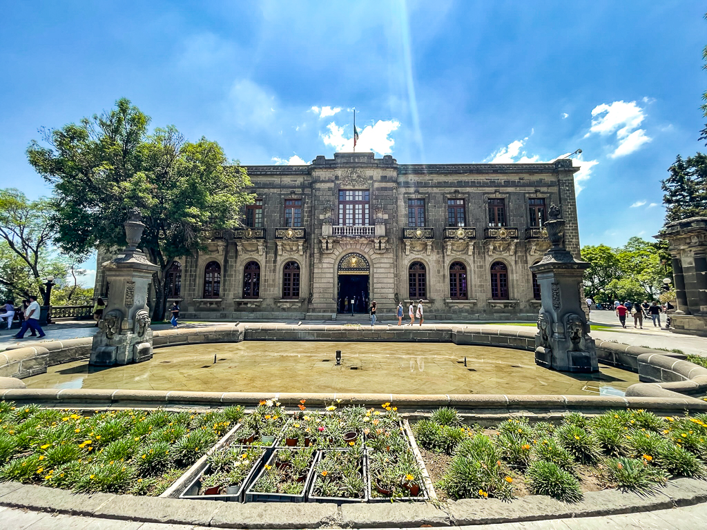 Mexico: 14 days backpacking in Mexico City and Holbox - A03 Château de Chapultepec