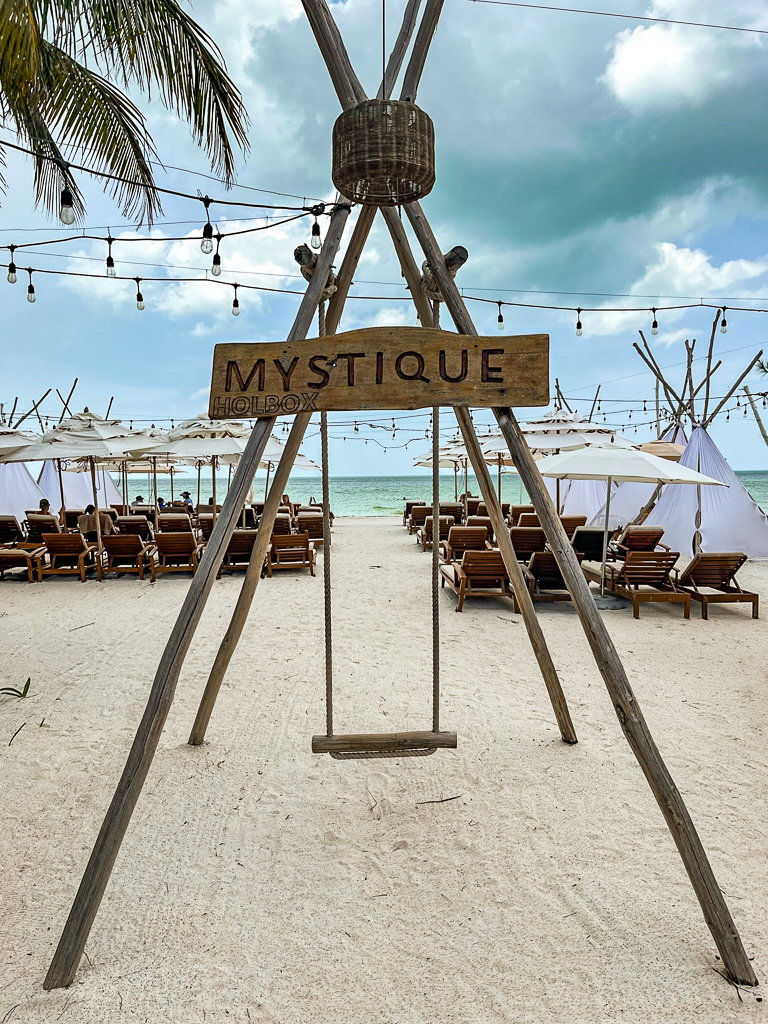 Mexico: 14 days backpacking in Mexico City and Holbox - Hôtel Mystique