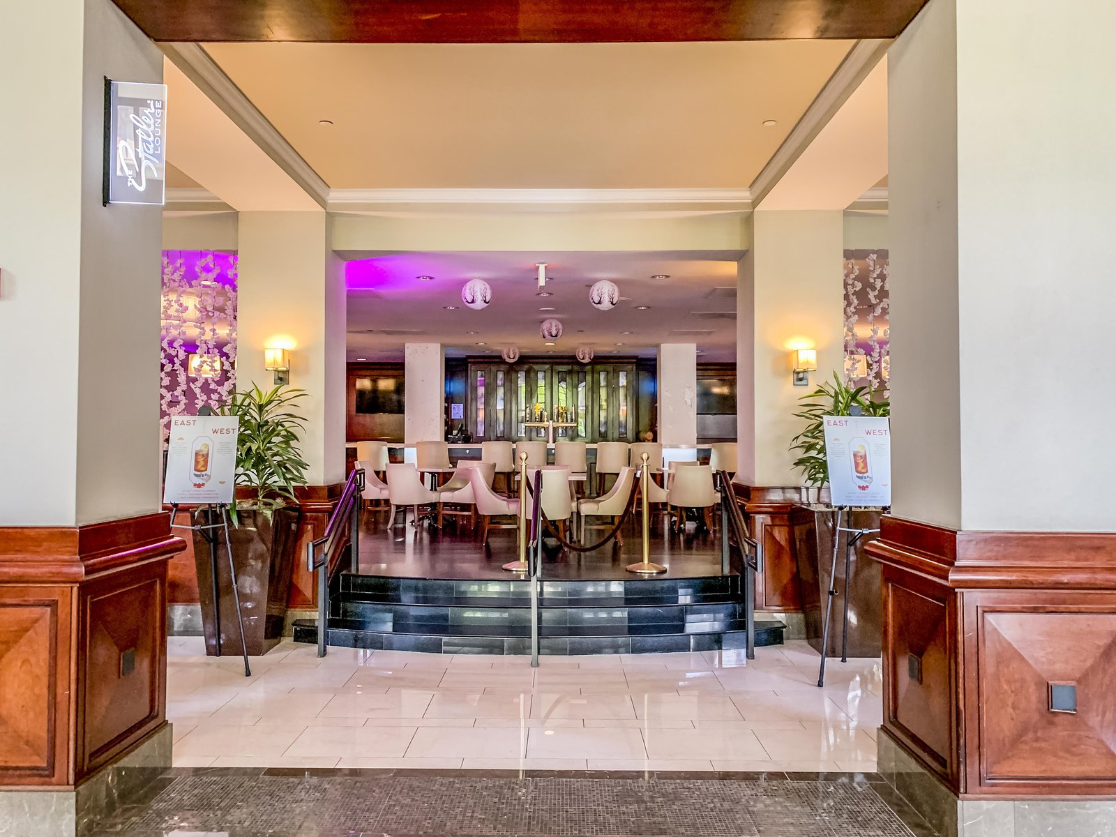Review&nbsp;: Capital Hilton DC | Hilton Honors Hotel - Capital Hilton DC-Lounge53