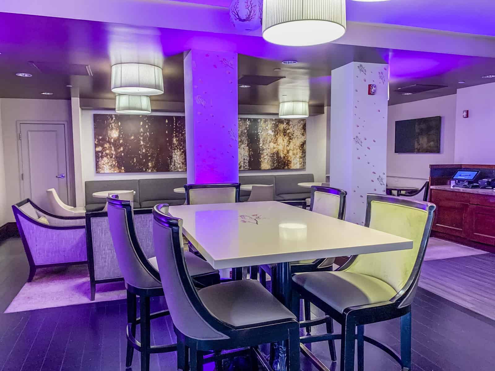 Review&nbsp;: Capital Hilton DC | Hilton Honors Hotel - Capital Hilton DC-Lounge57