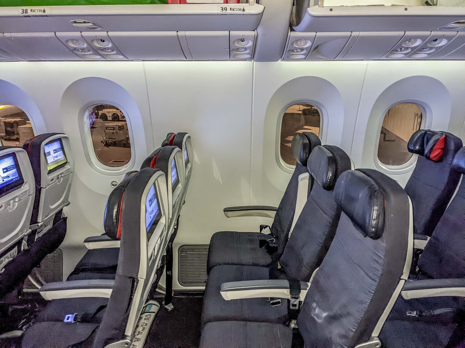 SeatGuru: the tool for choosing the best airline seats - Éco pas de fenêtre 2