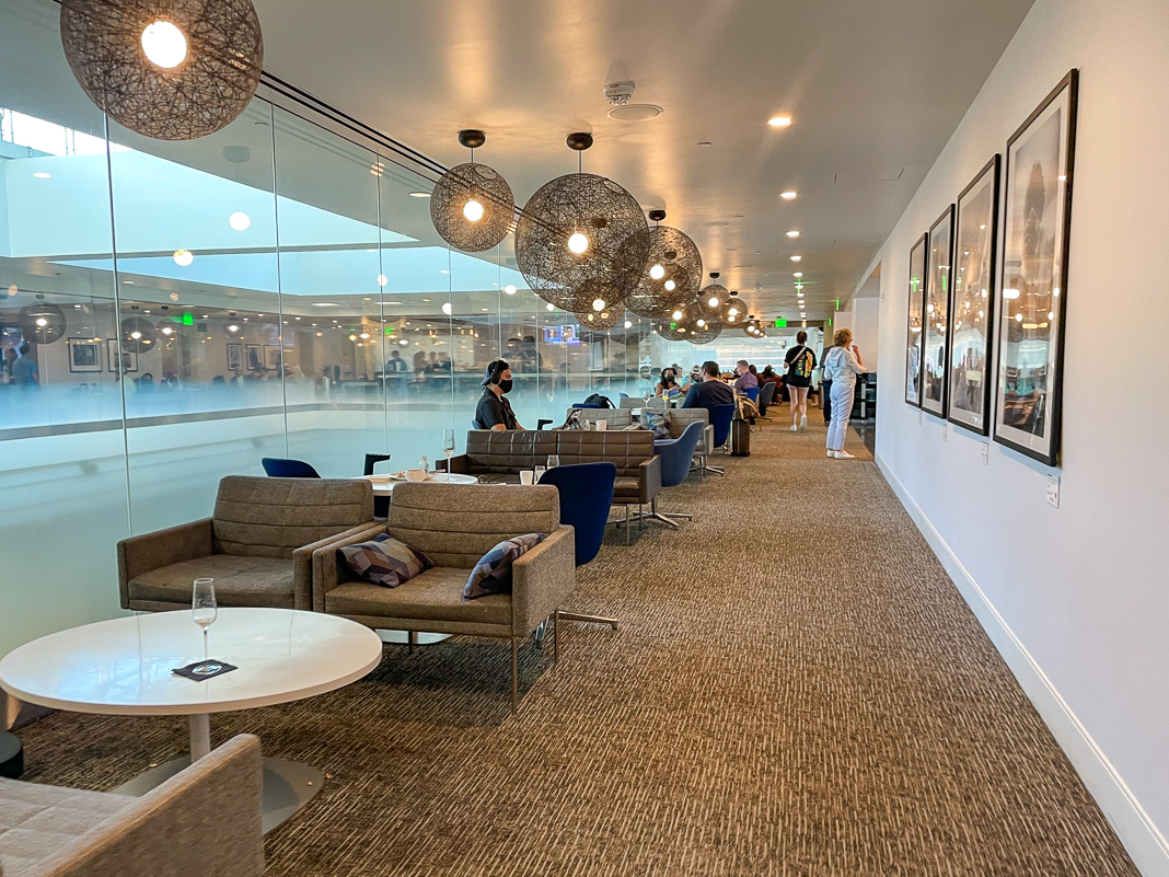 Avis&nbsp;: Salon American Express Centurion à Denver - Centurion Denver. Crédit Annie 1