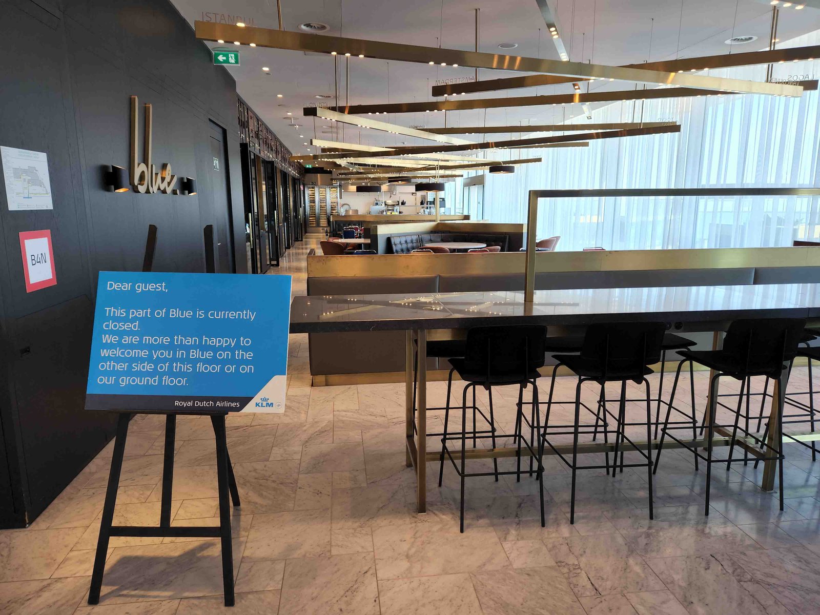 Review: KLM Amsterdam Non-Schengen Crown Lounge - Blue Restaurant