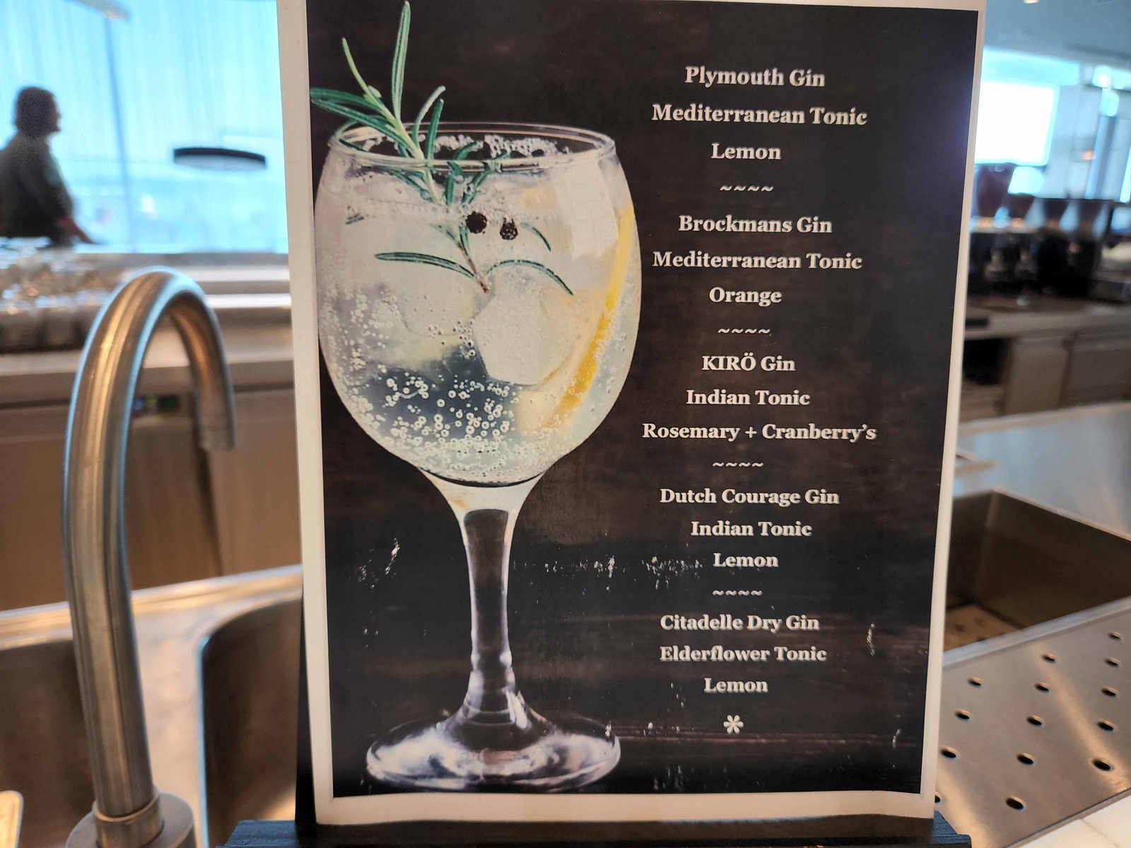 Review: KLM Amsterdam Non-Schengen Crown Lounge - Klm Amsterdam Lounge Upstairs 8