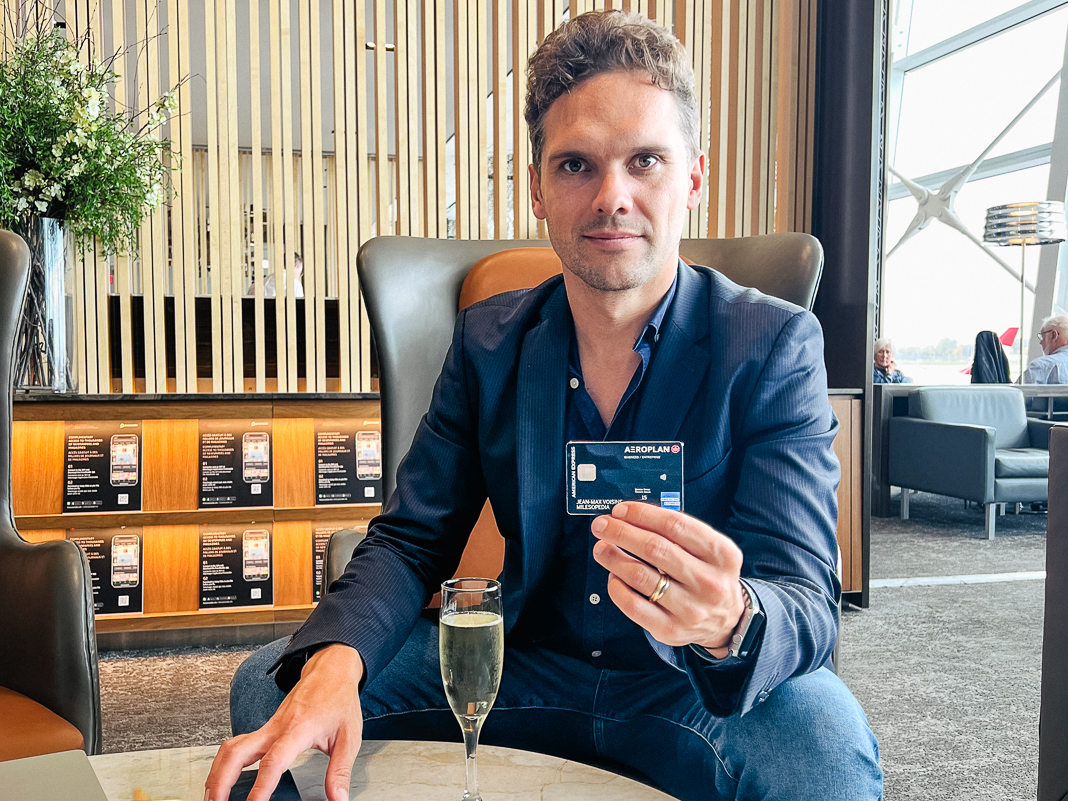 Carte American Express Air Canada&nbsp;: une nouvelle carte haut de gamme (sur Invitation Seulement) - Carte Prestige AéroplanMD- American ExpressMD salon Air Canada