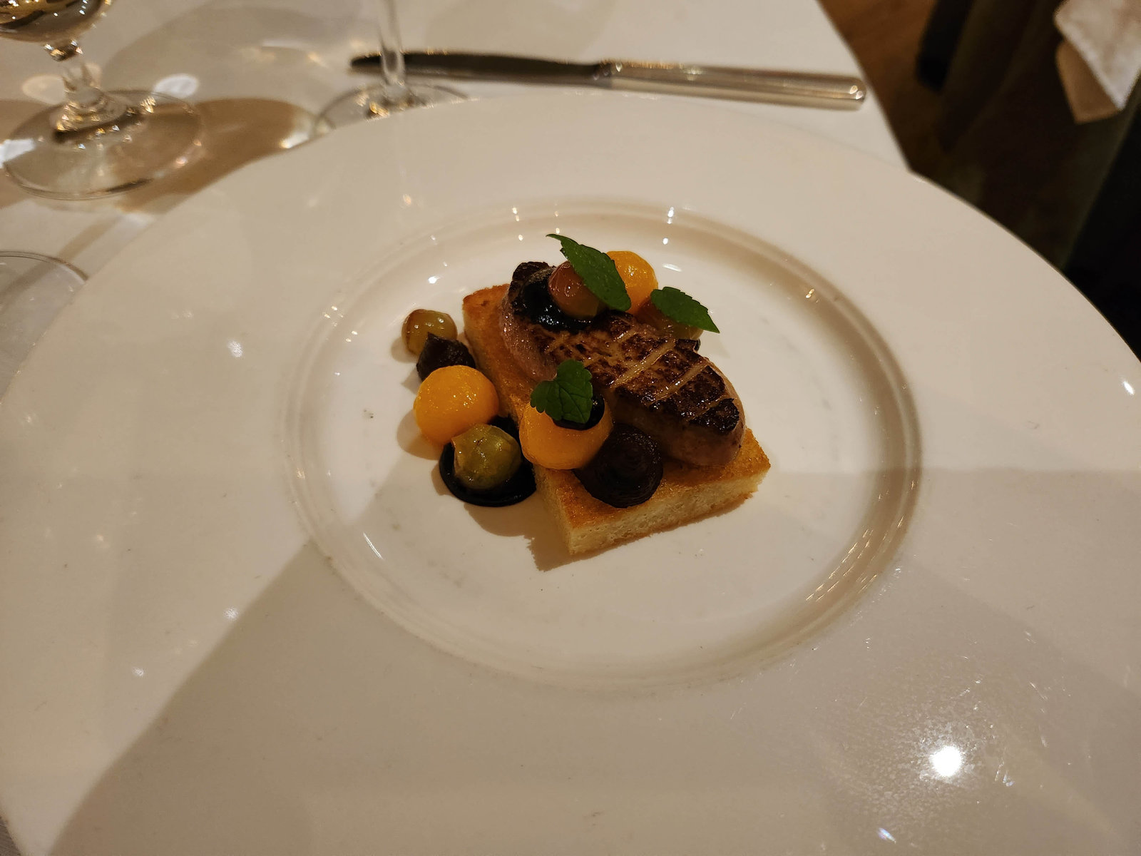 Review: Manoir Hovey Eastern Townships, Quebec - Manoir Hovey Dining -13-