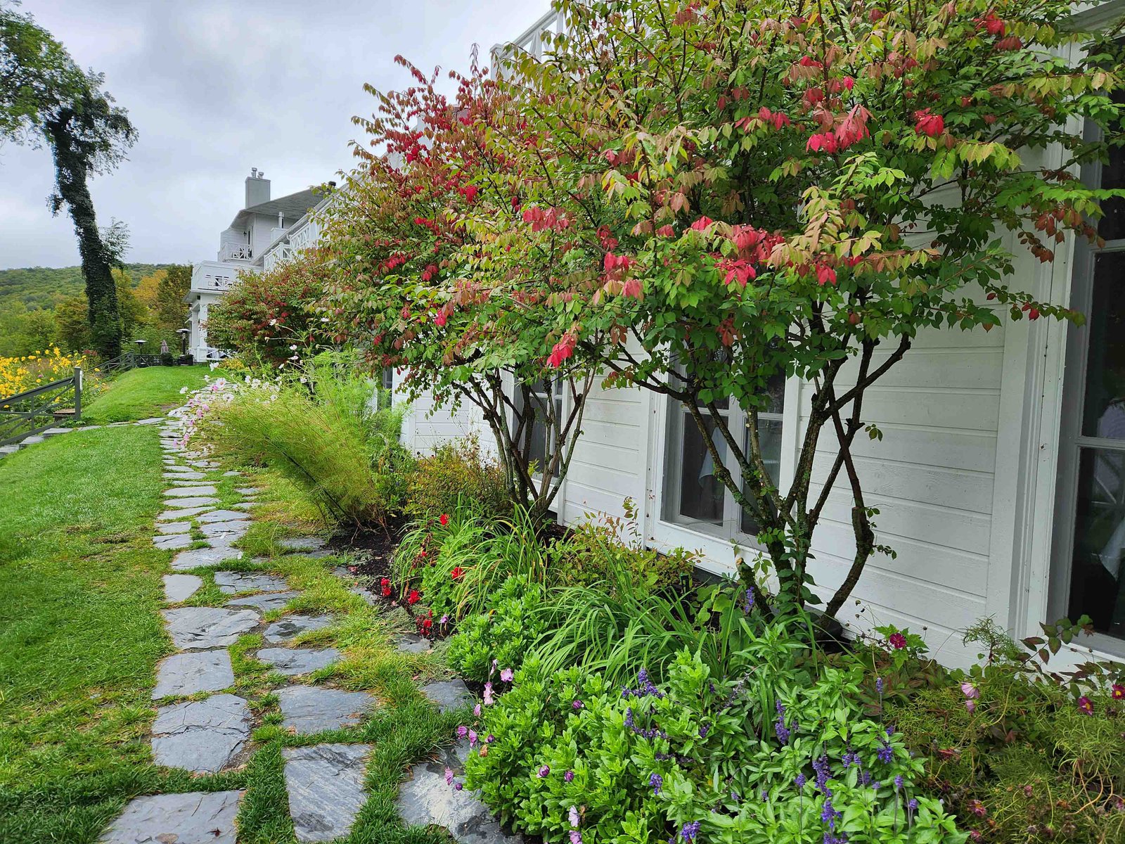 Review: Manoir Hovey Eastern Townships, Quebec - Manoir Hovey Exterior -12-