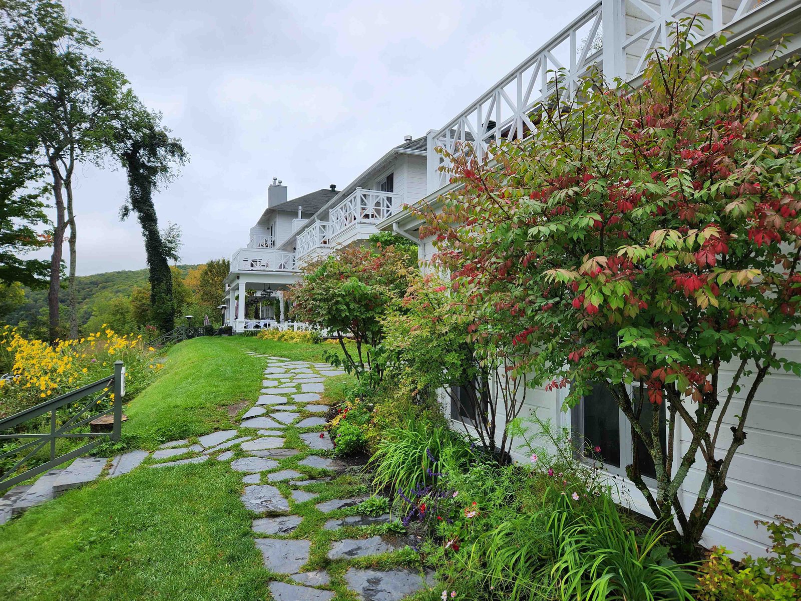 Review: Manoir Hovey Eastern Townships, Quebec - Manoir Hovey Exterior -13-
