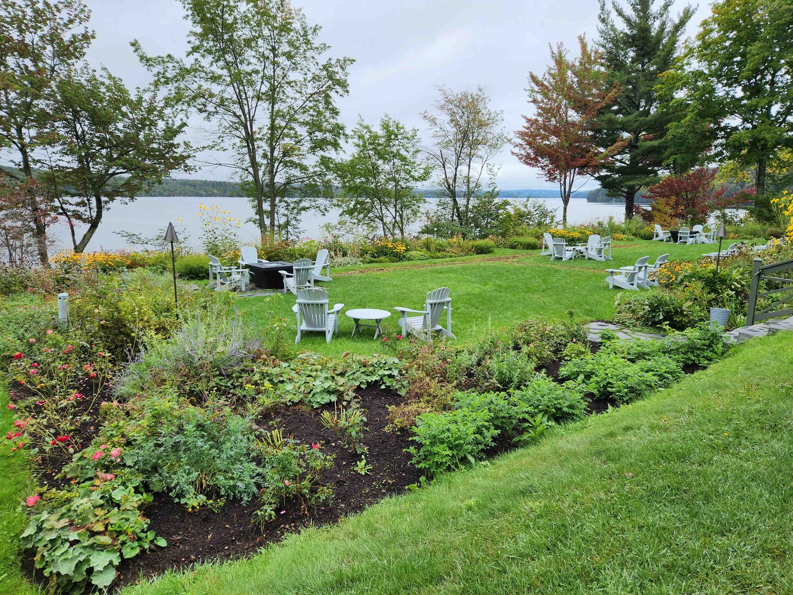 Review: Manoir Hovey Eastern Townships, Quebec - Manoir Hovey Exterior -14-