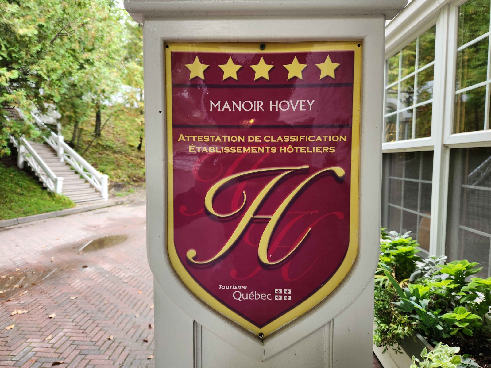 Review: Manoir Hovey Eastern Townships, Quebec - Manoir Hovey Exterior -4-
